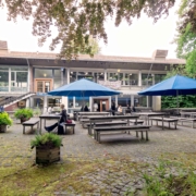 Cafeteria Clubhaus Außenbereich